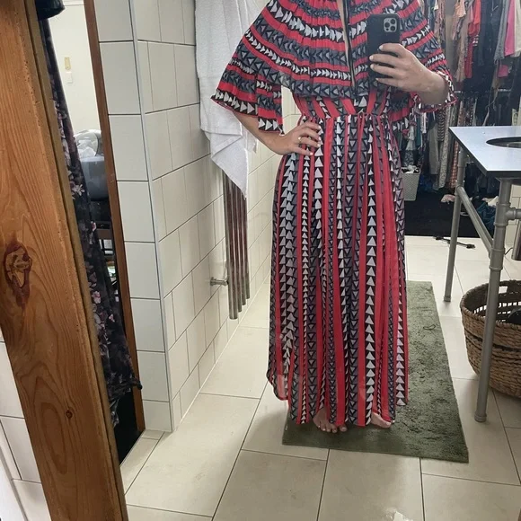 Romance was born pleated maxi dress - Picture 3 of 7